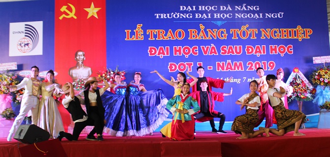 A group of people on a stageDescription automatically generated